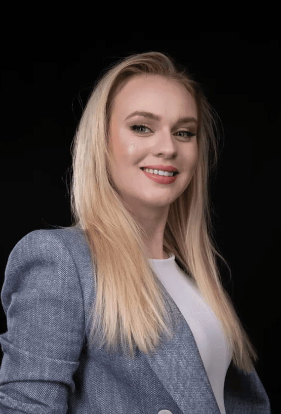 Paní Laura